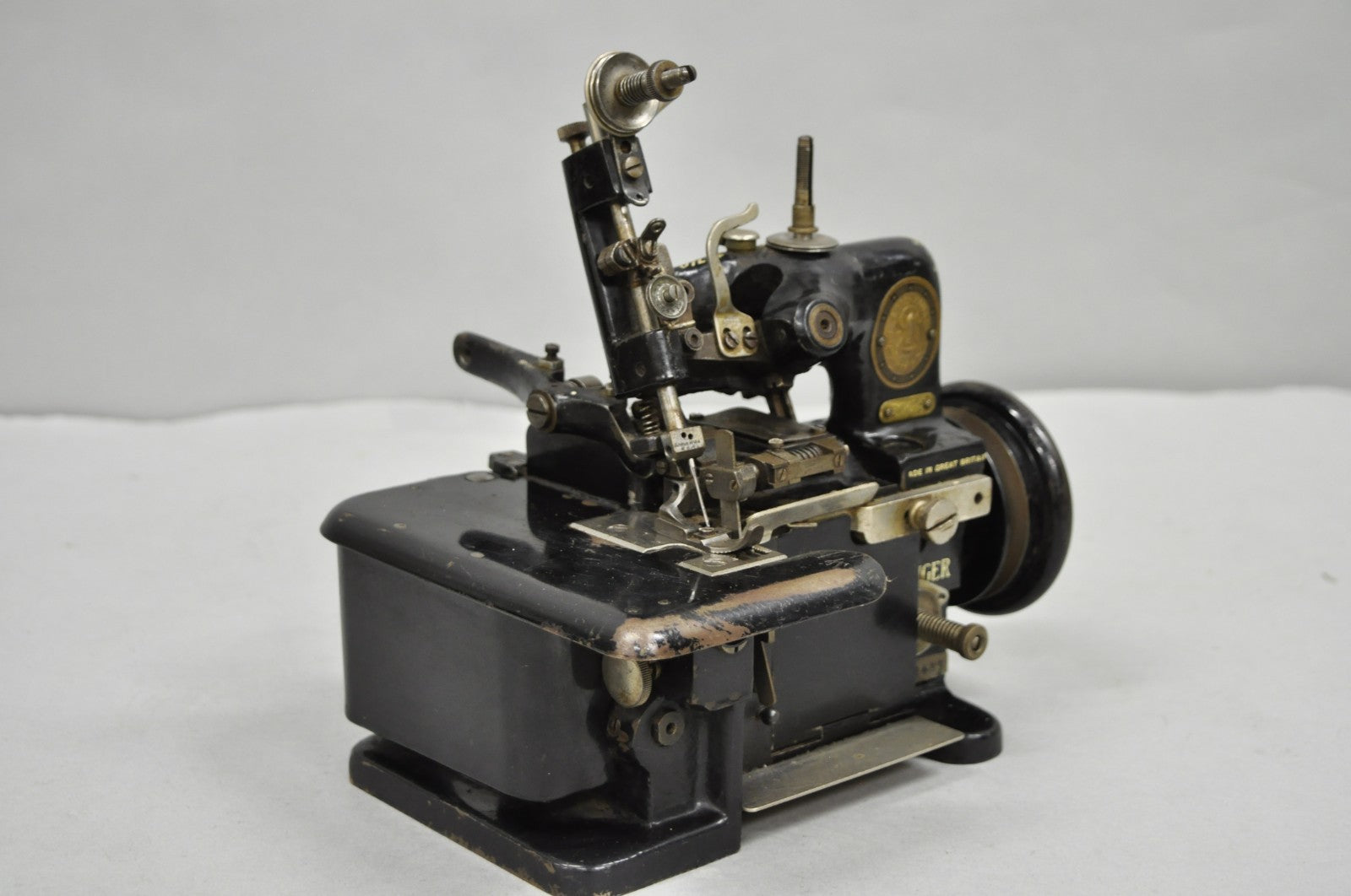 Antique 1930s Singer 81-K78 Overlock Sewing Machine Made in Great Britain