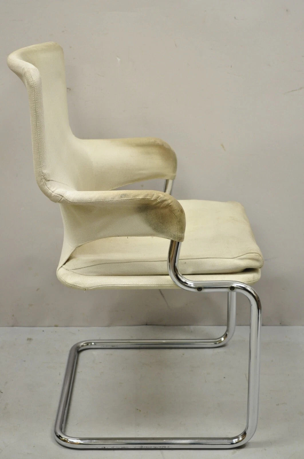 Vintage Mid Century Modern Milo Baughman Style Tubular Chrome Fabric Arm Chair