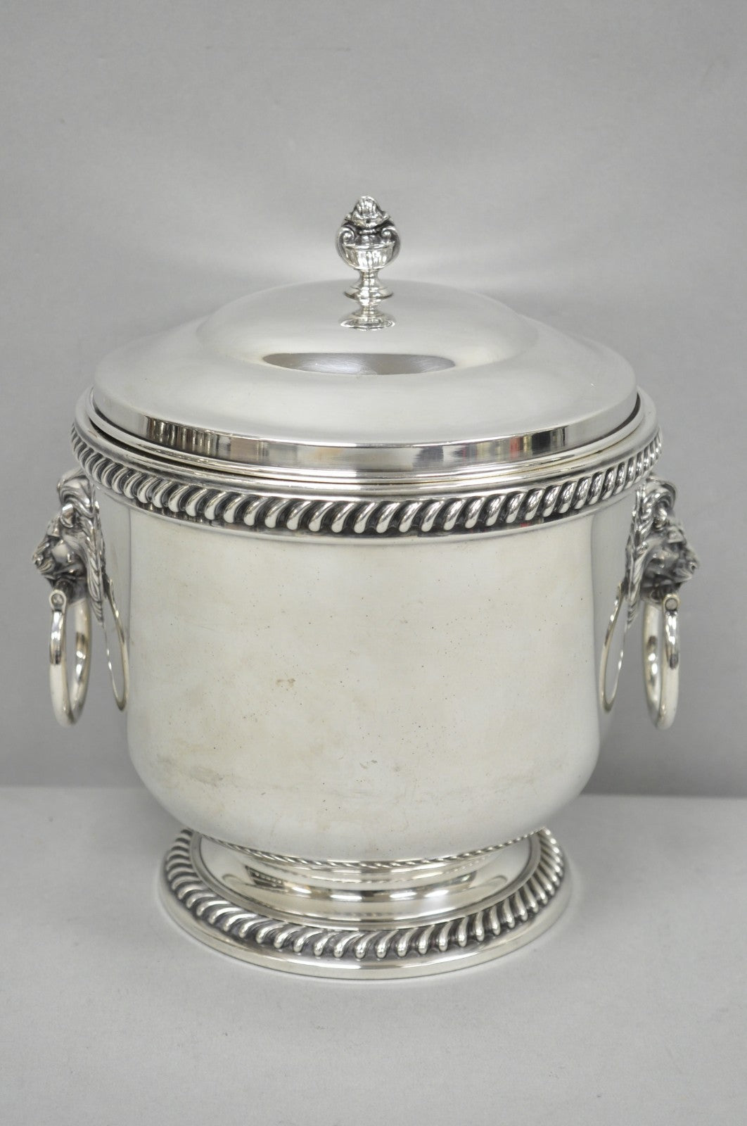 Antique English Regency Lion Head Silver Plated Covered Bar Ice Bucket