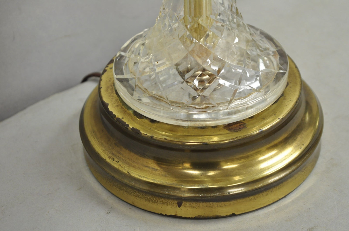 Vintage French Empire Style Crystal Glass Pineapple Column Brass Table Lamp