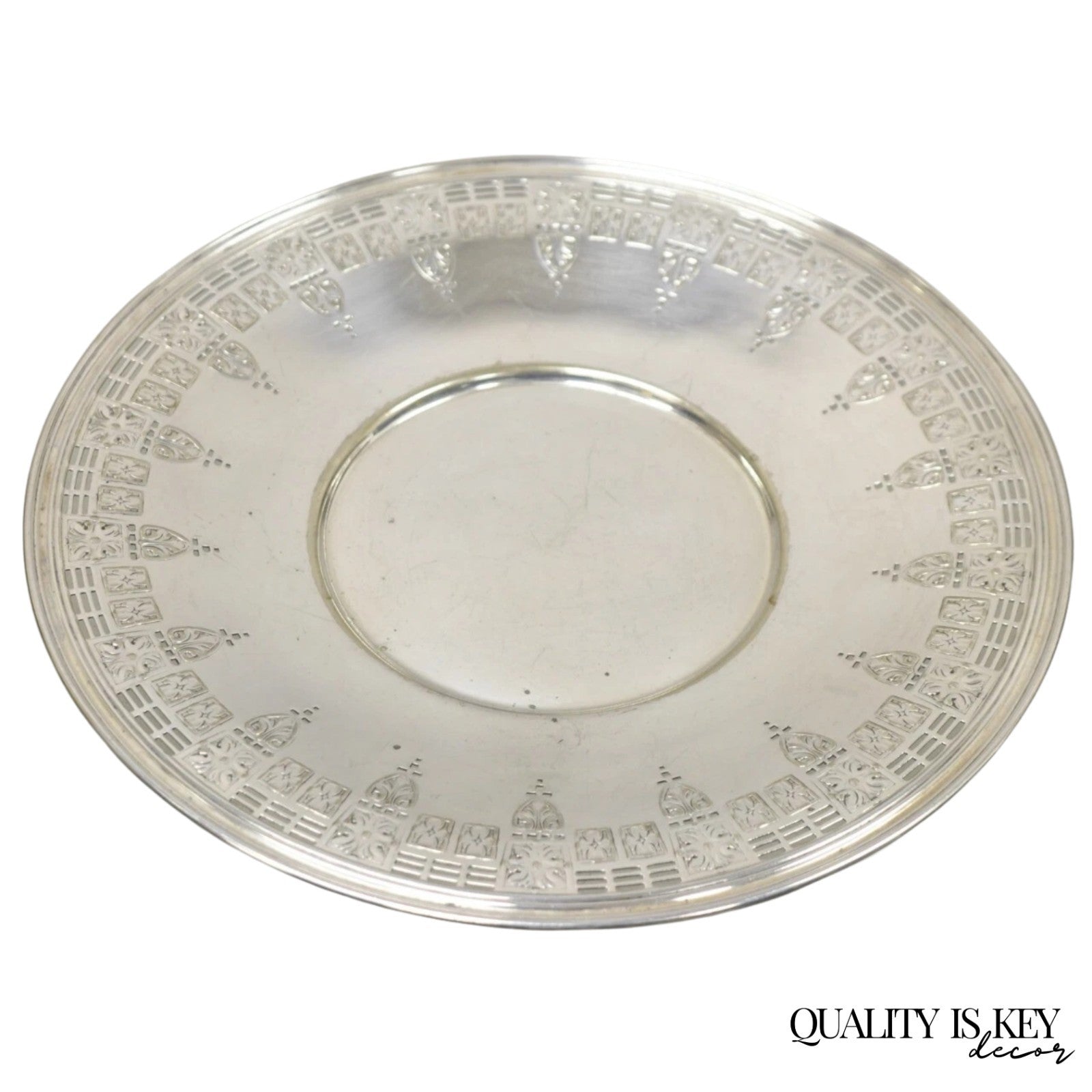 Antique Wallingford Silver Plated Victorian 10" Round Decorated Dish Platter