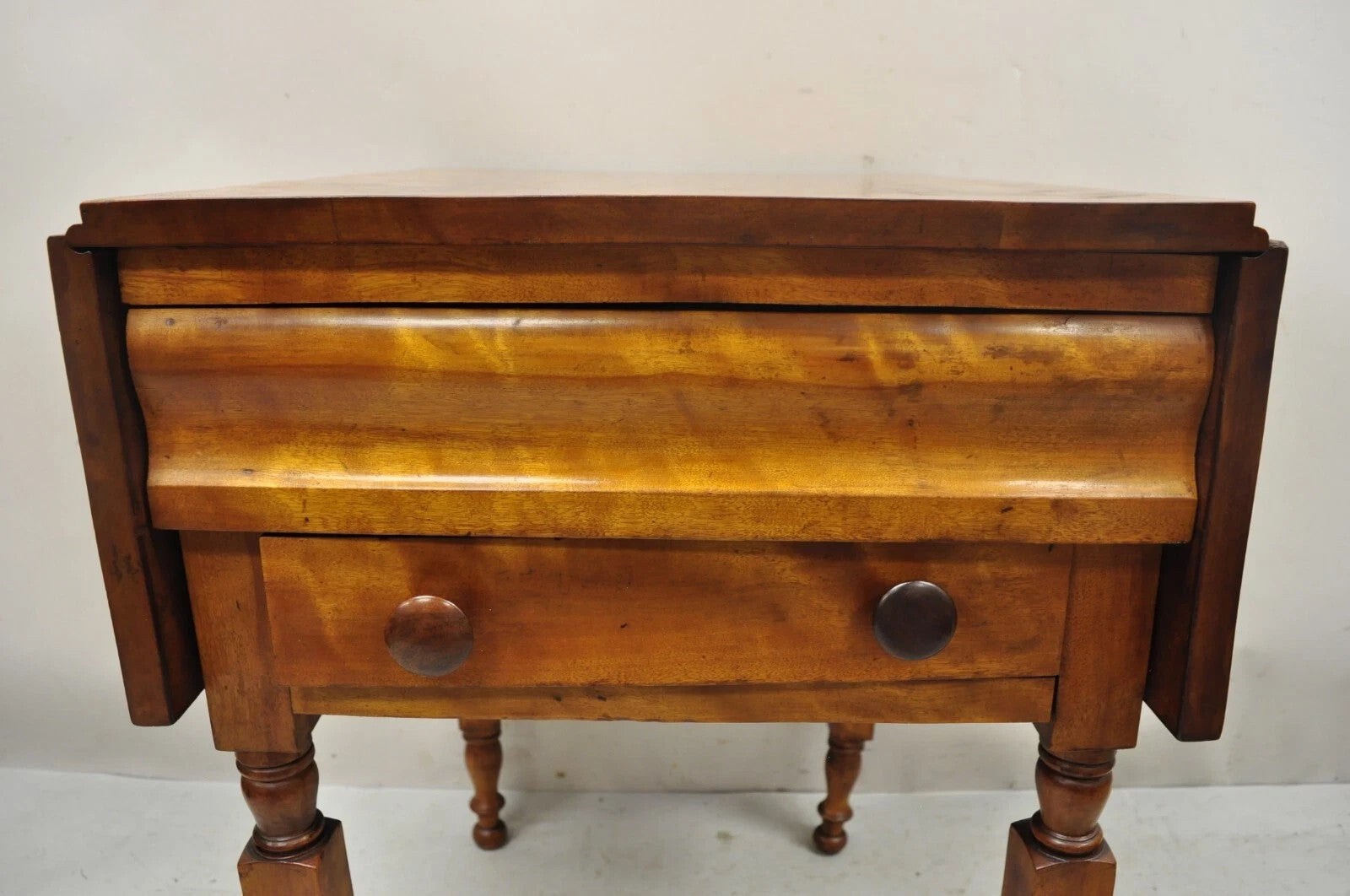 Antique Sheraton Chestnut Wood 2 Drawer Pembroke Drop Leaf Work Side End Table