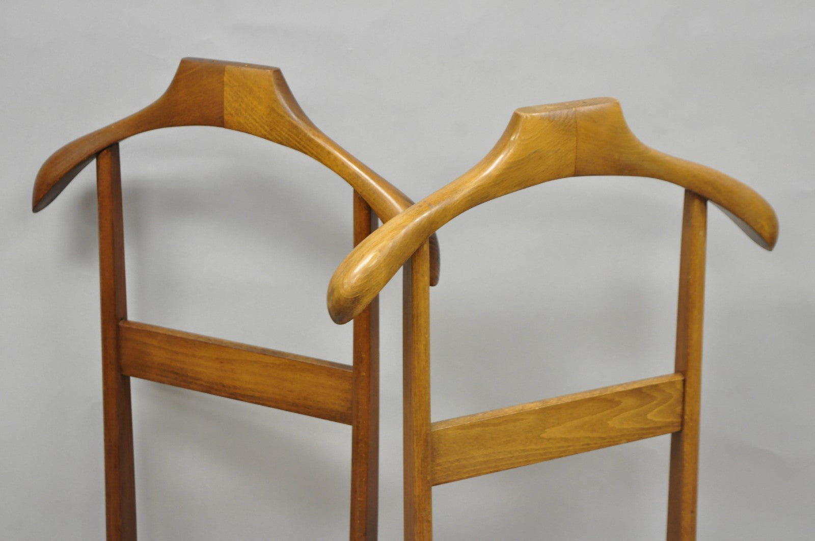 Vintage Mid Century Italian Style Modern Beech Wood Clothing Valet Chair Seat, B