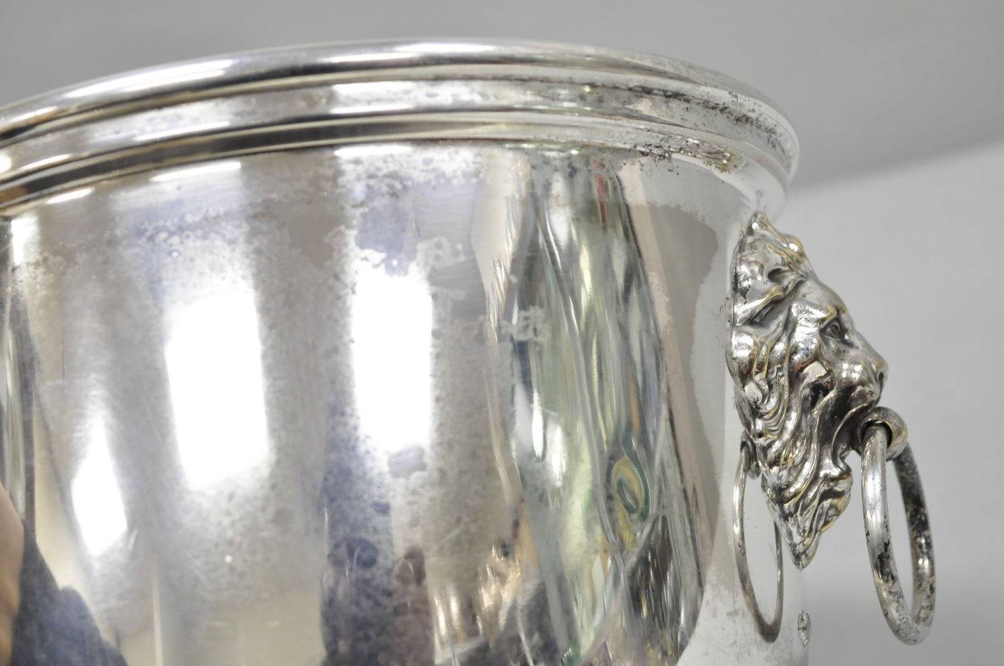Vintage English Regency Winthrop Silver Plated Lion Handle Covered Ice Bucket