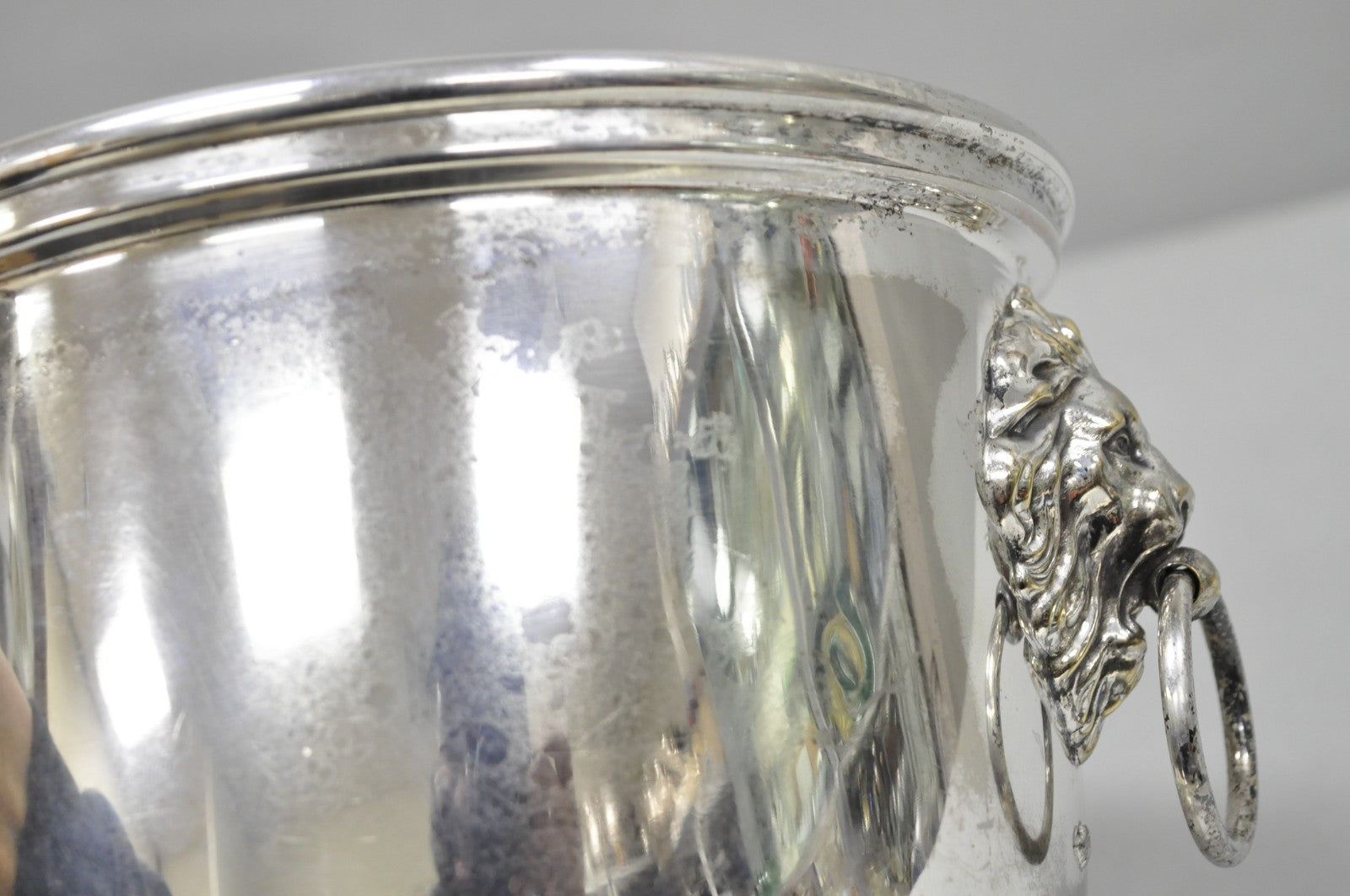 Vintage English Regency Winthrop Silver Plated Lion Handle Covered Ice Bucket