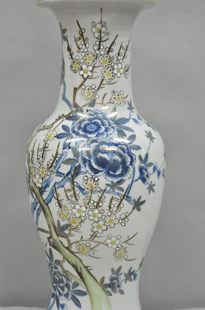 Vintage Chinoiserie Chinese Blue Flower Porcelain Jardiniere Vase Table Lamp