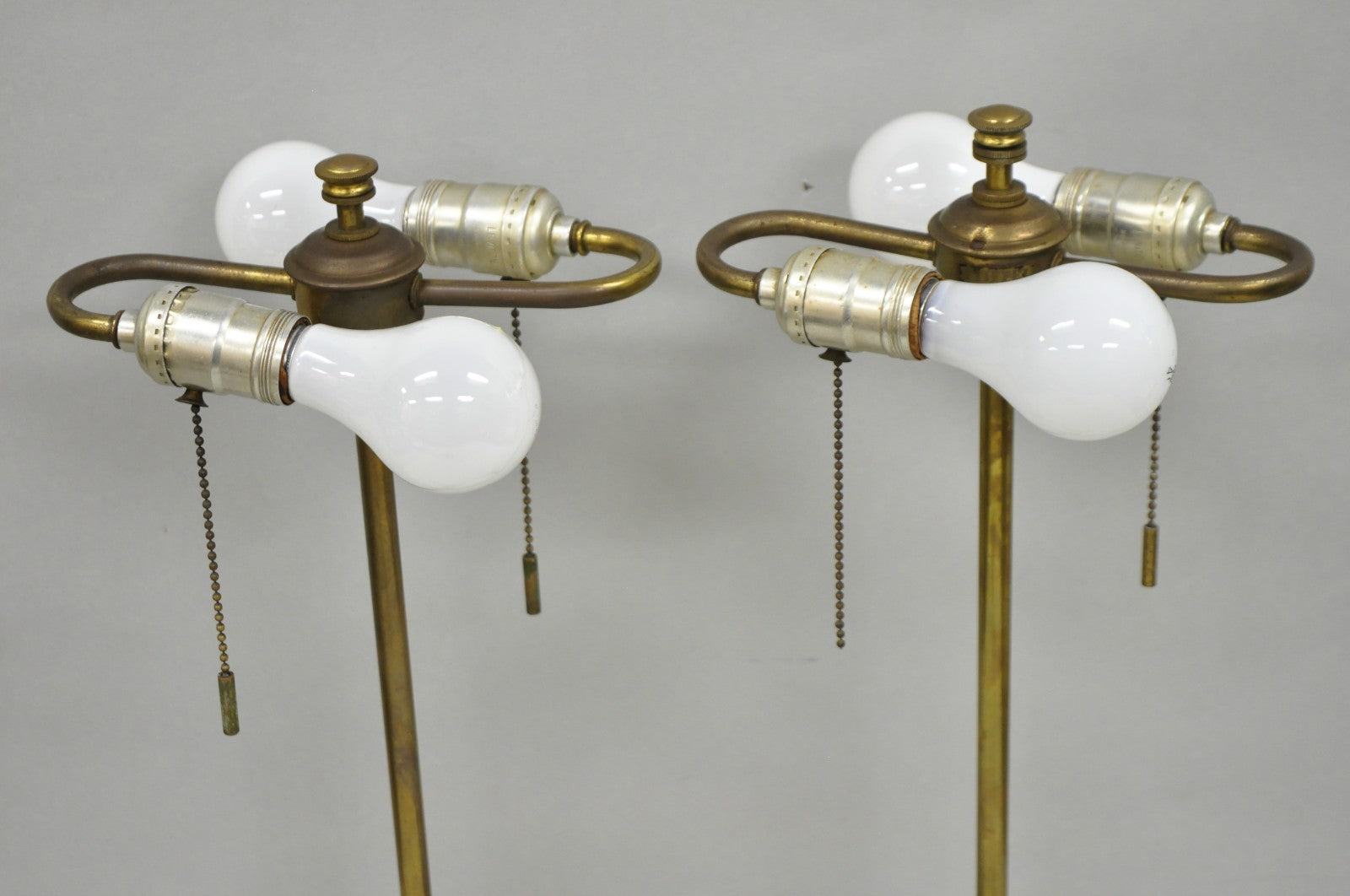 Vintage Gerald Thurston Stiffel Mid Century Modern Brass Tripod Table Lamp Pair