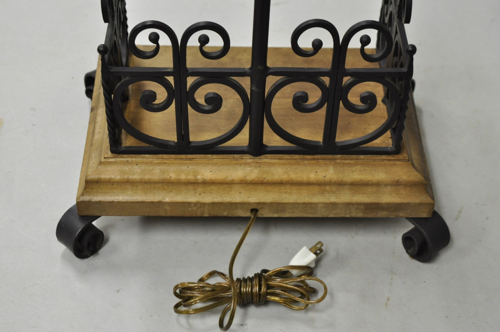 Vintage French Country Gothic Renaissance Scrolling Wrought Iron Wood Table Lamp