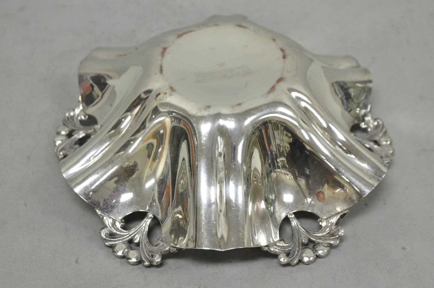 Vintage Victorian Silver Plated Scalloped Candy Dish Fruit Bowl Berry Design