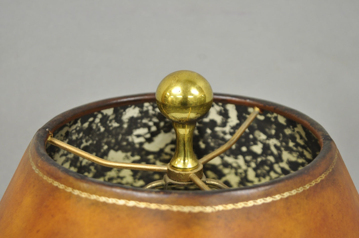 Vintage Maitland Smith Bronze Figure Golfer Sculpture Table Lamp w Leather Shade