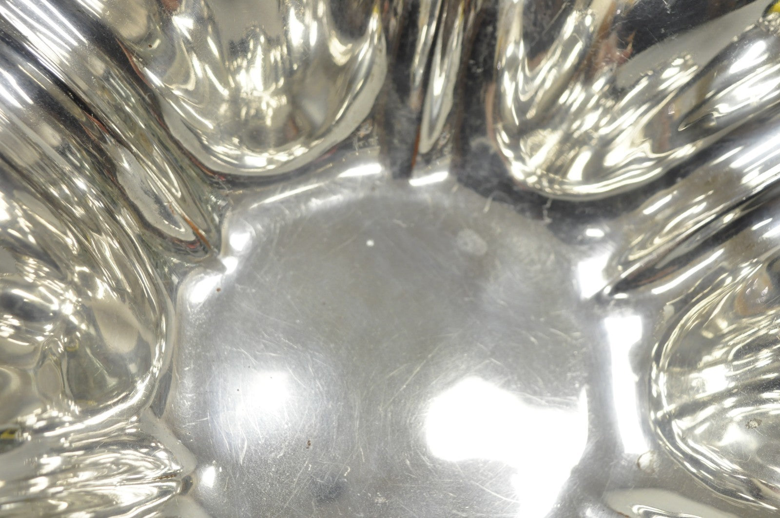 Vintage Victorian Silver Plated Scalloped Candy Dish Fruit Bowl Berry Design