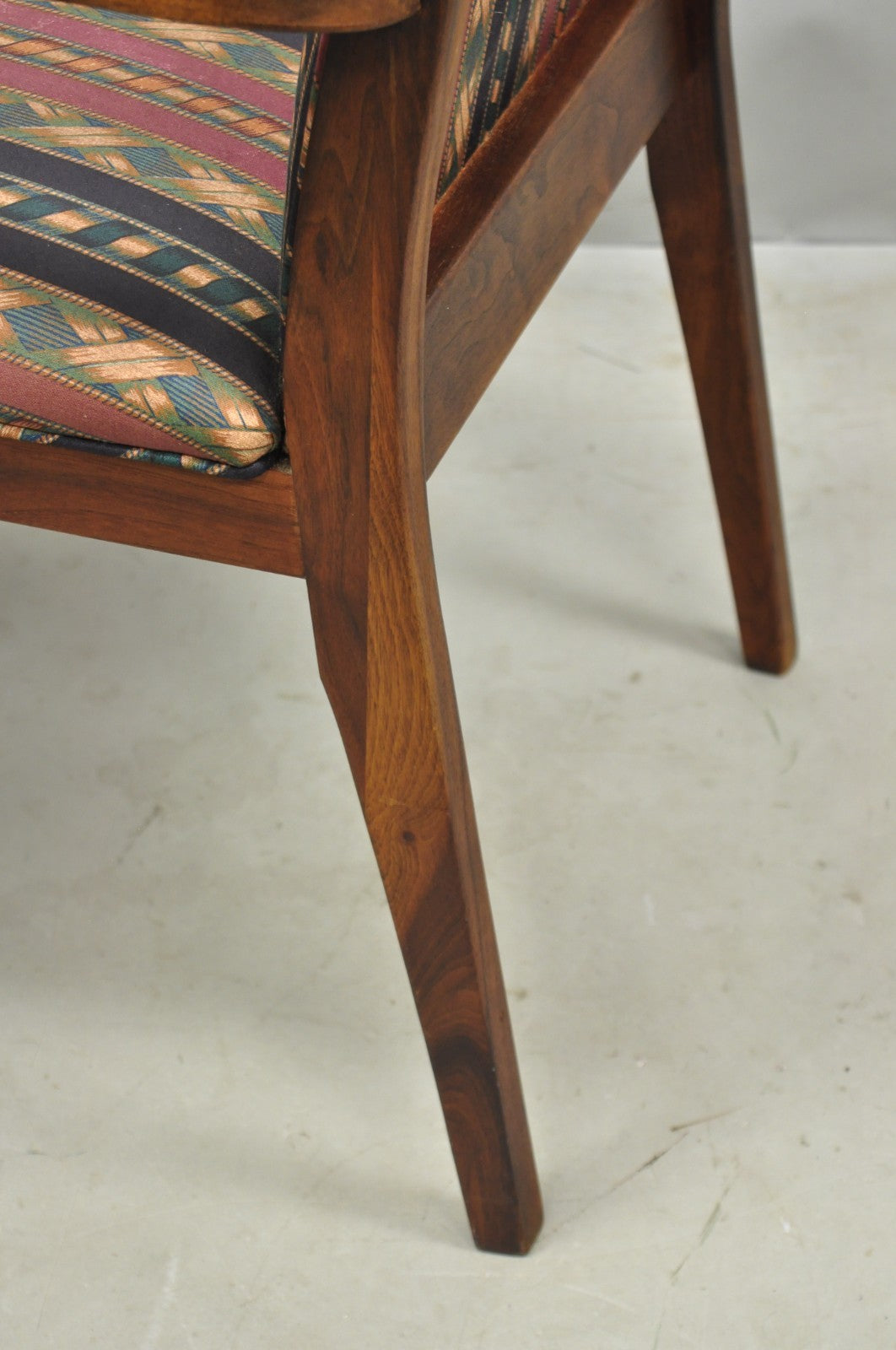 Vintage Mid Century Modern Walnut Dining Room Chairs by Dillingham - Set of 6