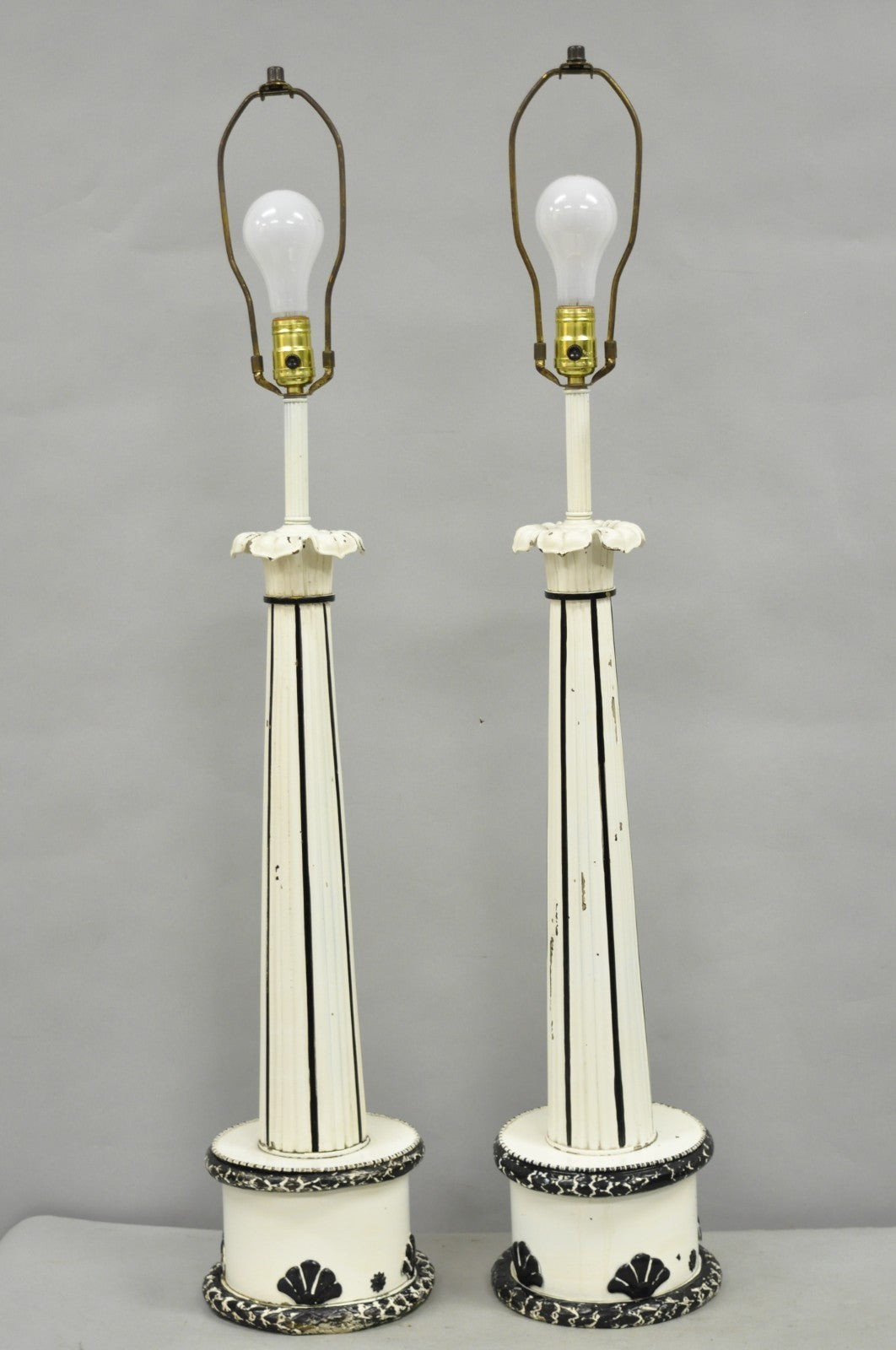 Vintage Hollywood Regency Lotus Leaf Black & White Metal Column Table Lamps Pair