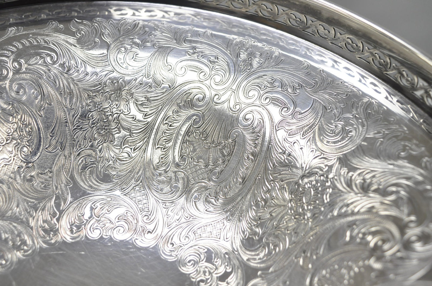Vintage Barker Ellis England Silver Plated Pedestal Compote Tazza Candy Dish