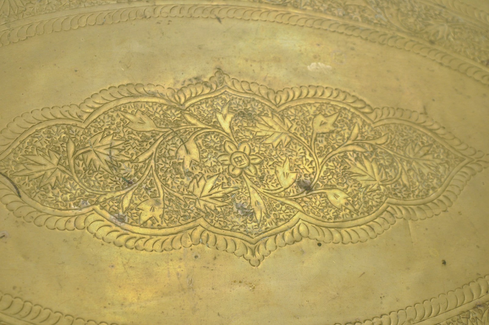 Vintage Moroccan Middle Eastern Solid Brass Large Oval Engraved 35" Tray Top