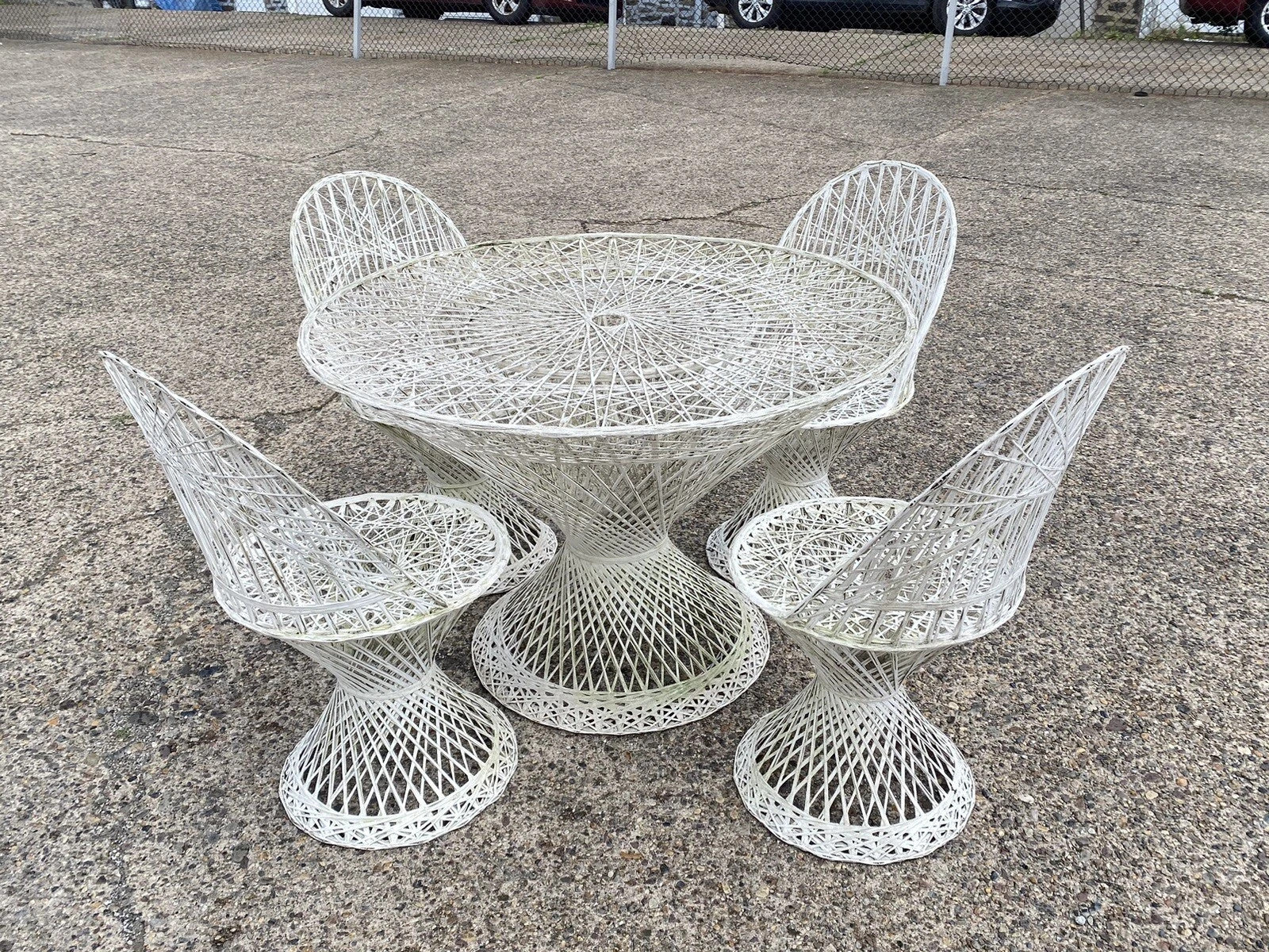 Vintage Russell Woodard Mid Century Modern Spun Fiberglass Patio Dining Set 5 Pc