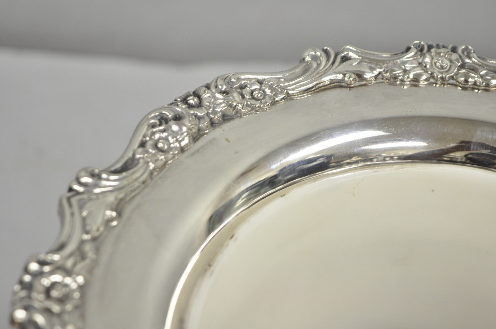 Vintage Oneida Silver Plated Trophy Cup Urn Champagne Wine Chiller Ice Bucket