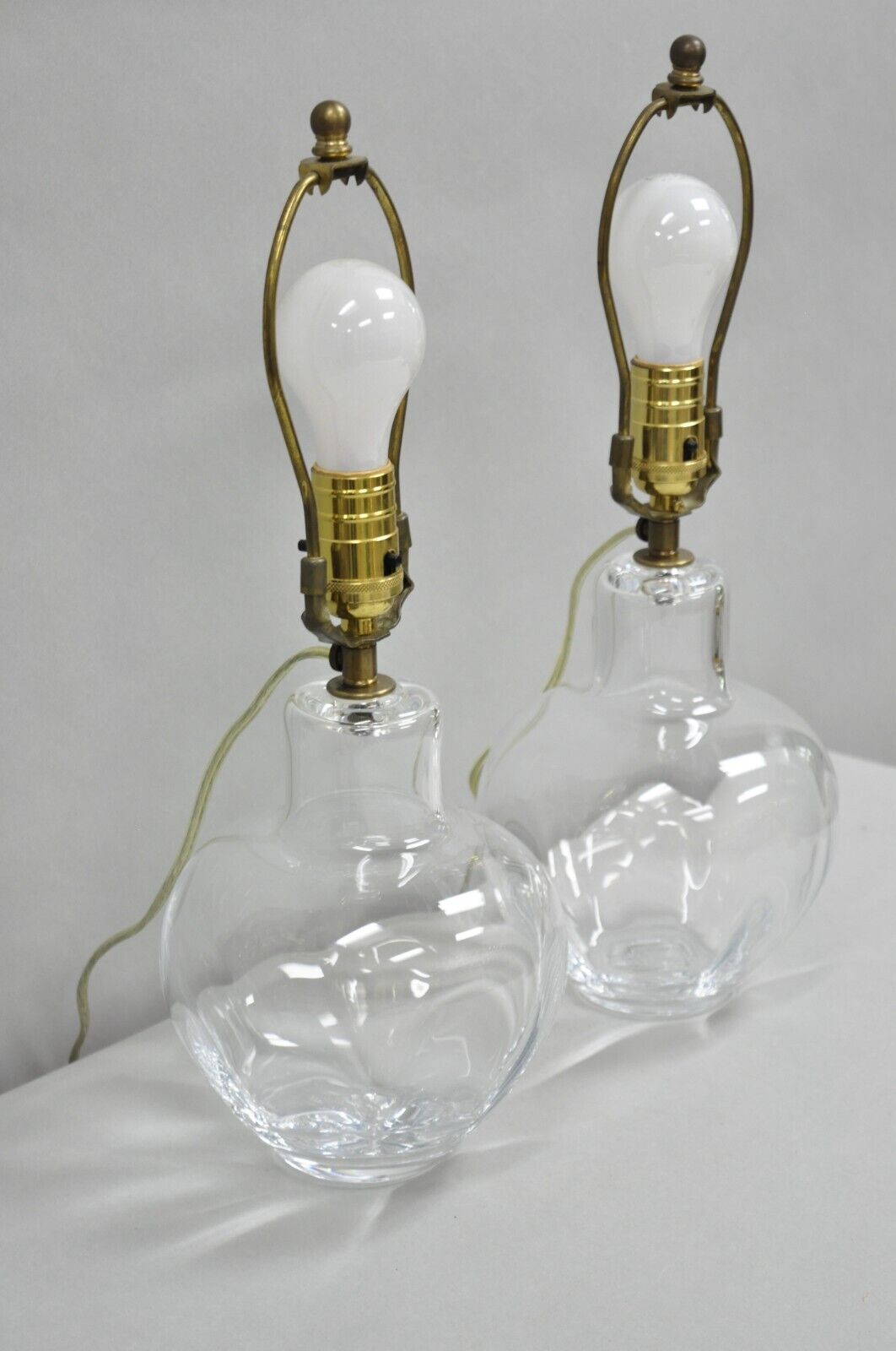 Vintage Simon Pearce Shelburne Modern Handblown Glass Vase Small Table Lamp Pair
