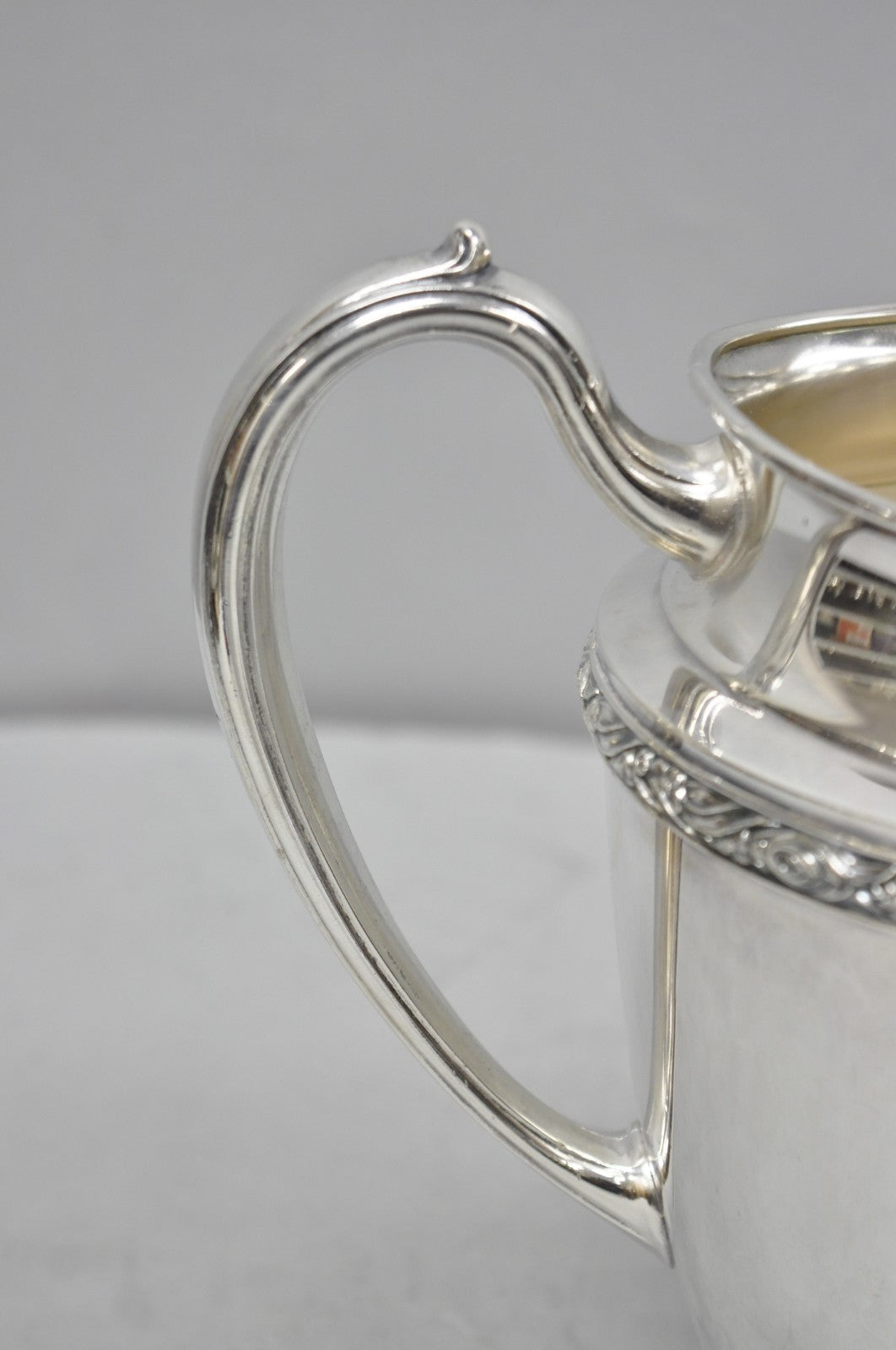 Vintage Victorian Oneida Maybrook Silver Plated Floral Repousse Water Pitcher
