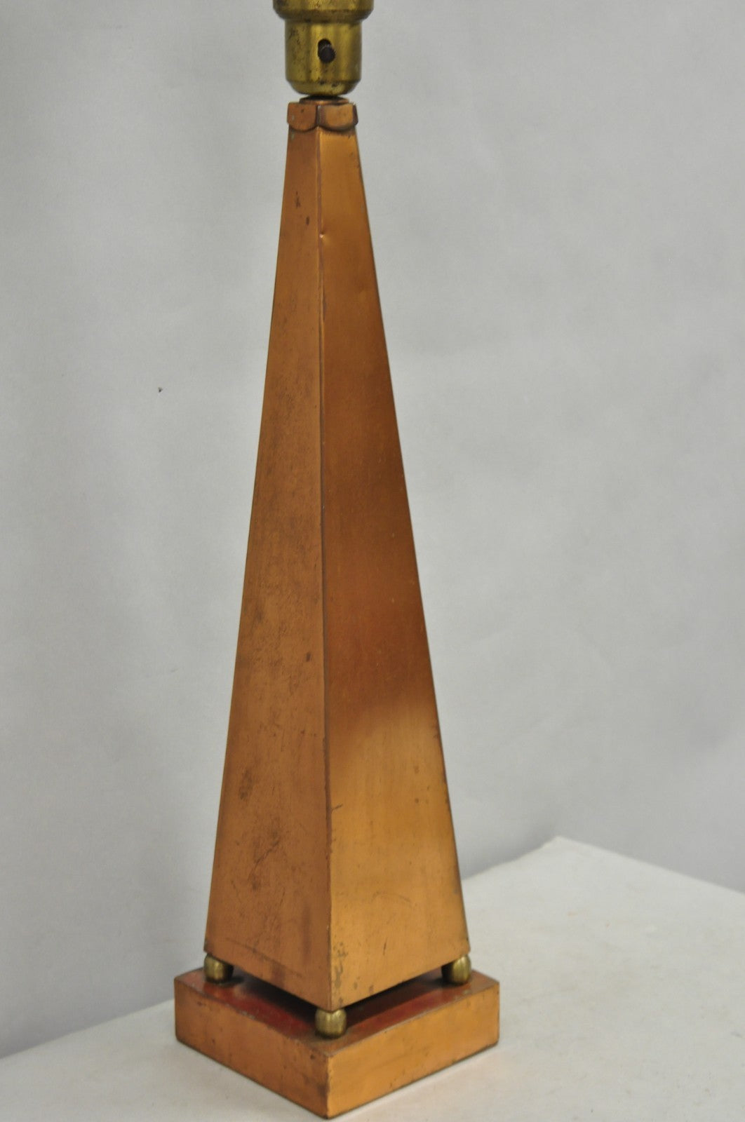 Vintage Architectural Mid Century Modern Copper Metal Obelisk Pyramid Table Lamp