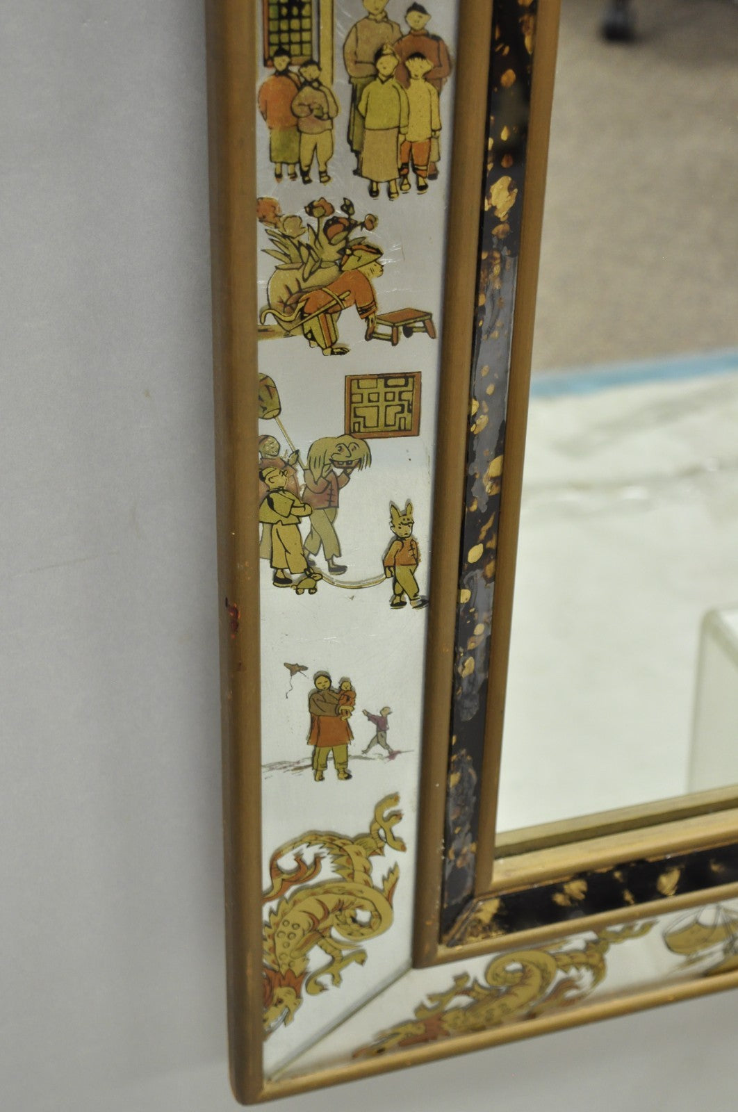 Vintage Chinoiserie Figural Eglomise Reverse Painted Oriental Wall Mirror