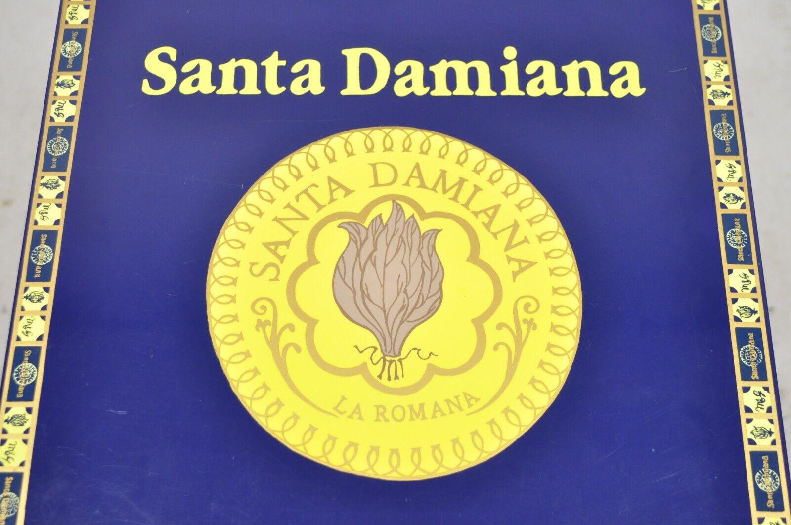 Santa Damiana La Romana Blue Lacquered Wood Cigar Humidor Box