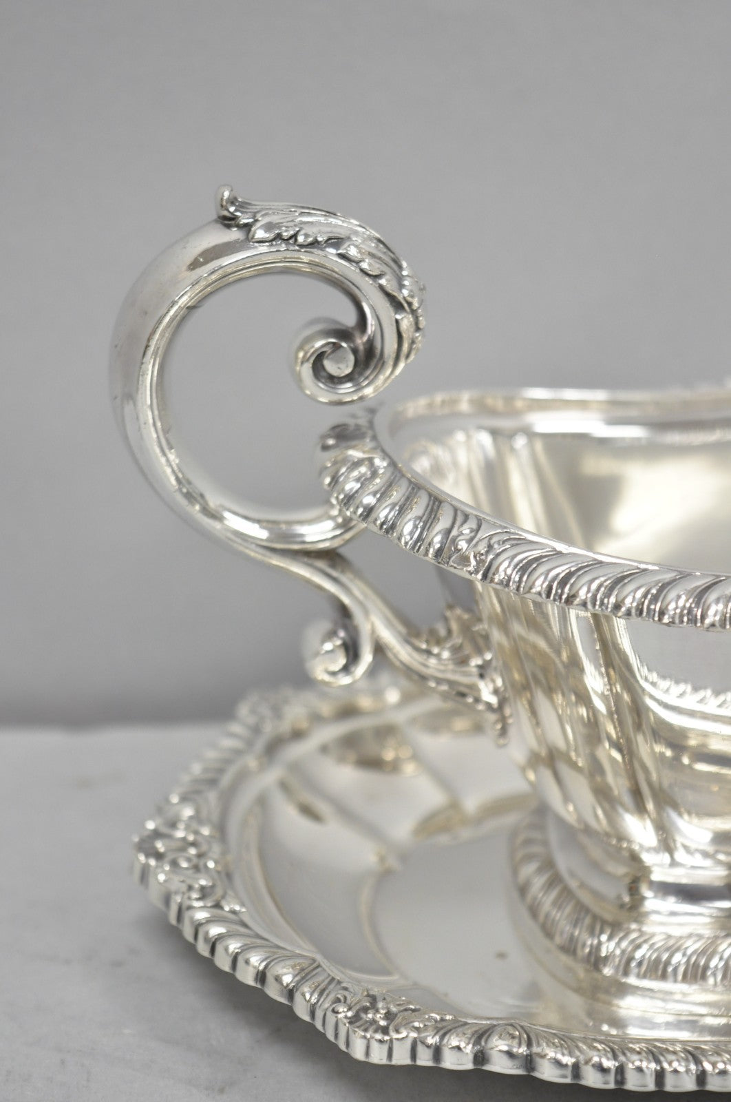 Vintage Gorham Y1130 Y1131 Victorian Silver Plated Gravy Sauce Boat & Underplate
