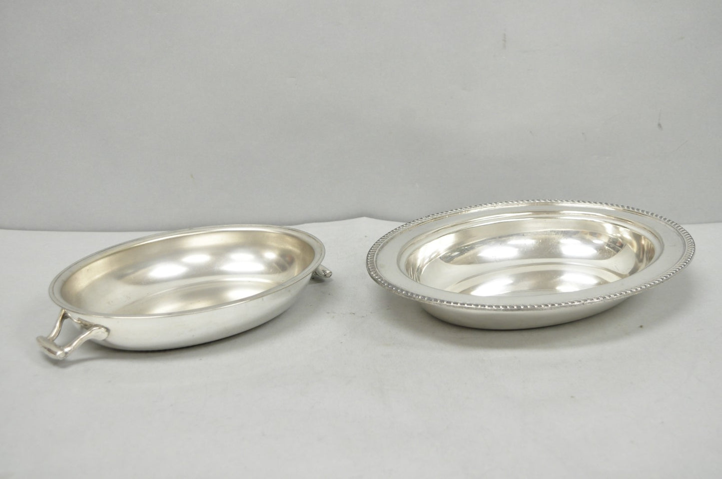 Vintage Modern Silver Mfg Co Silver Plated Twin Handle Vegetable Serving Dish