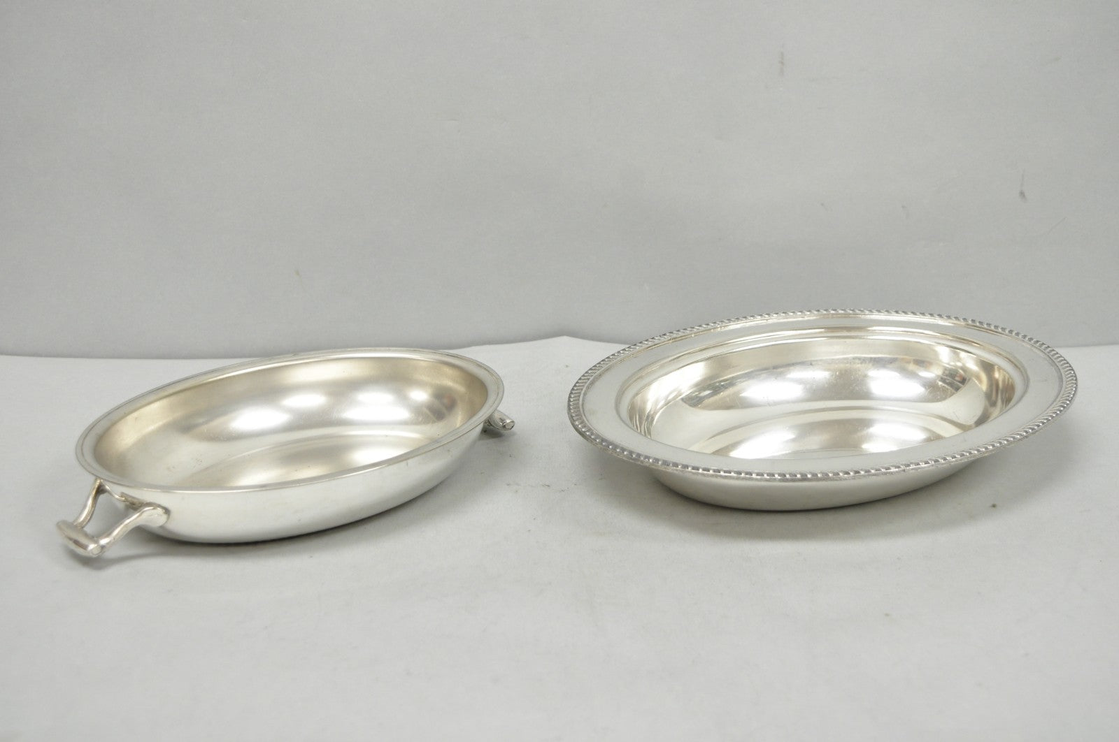 Vintage Modern Silver Mfg Co Silver Plated Twin Handle Vegetable Serving Dish