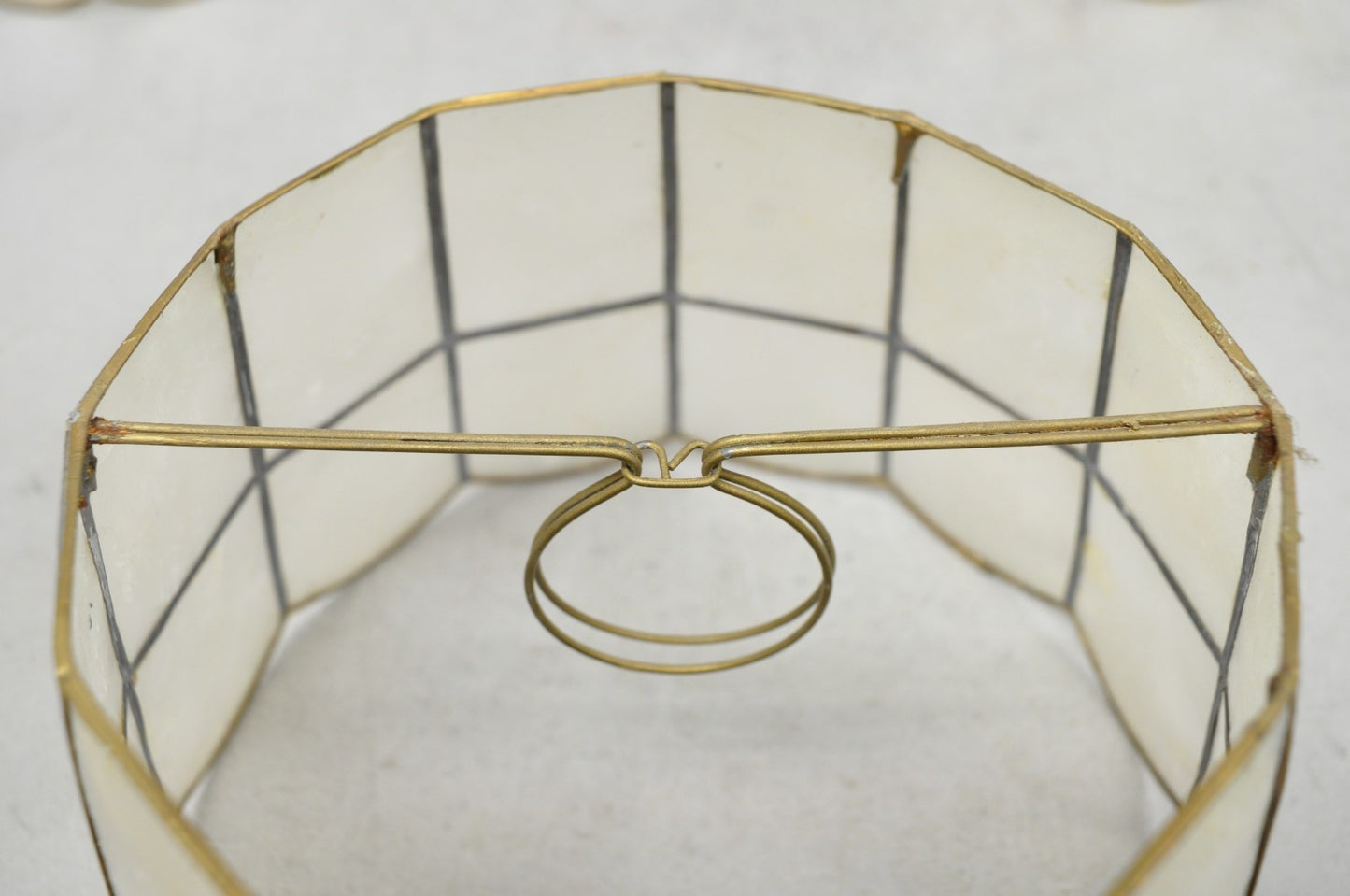 Vintage Italian Hollywood Regency Capiz Shell Gold 8.5" Round Clip On Lamp Shade