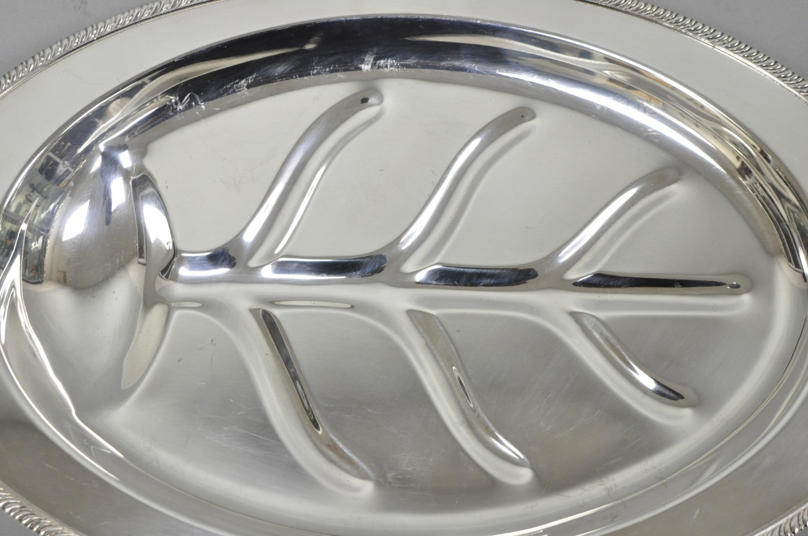 Vintage Oneida Silver Plated Regency Oval Meat Cutlery Serving Platter Tray
