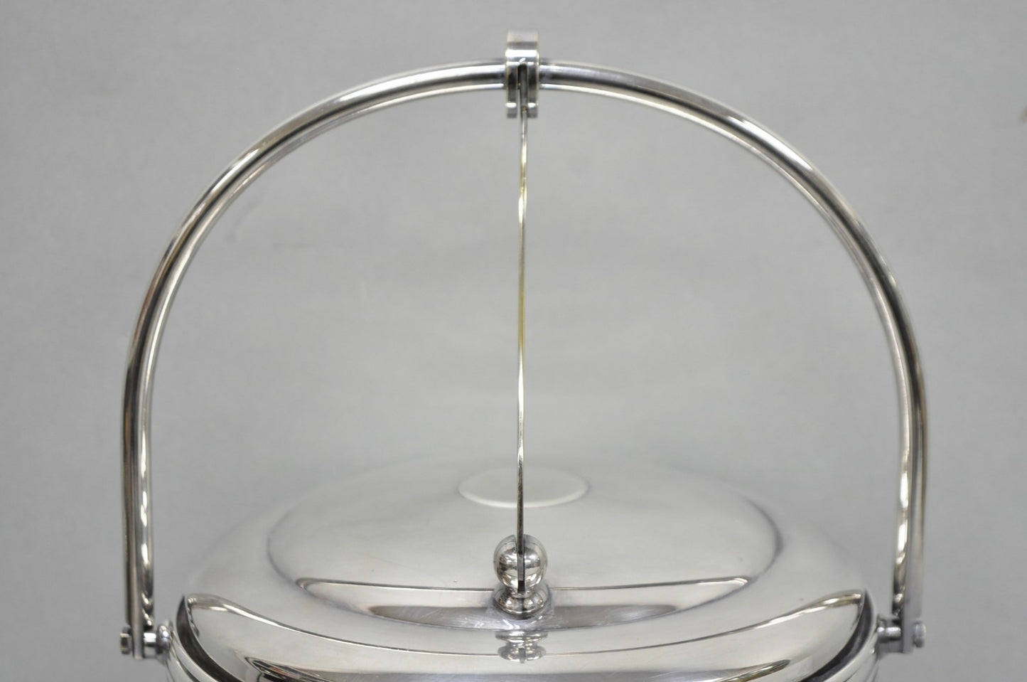 Mid Century Modern Sheffield Silver Plated Reticulating Hinge Ice Bucket w Tongs
