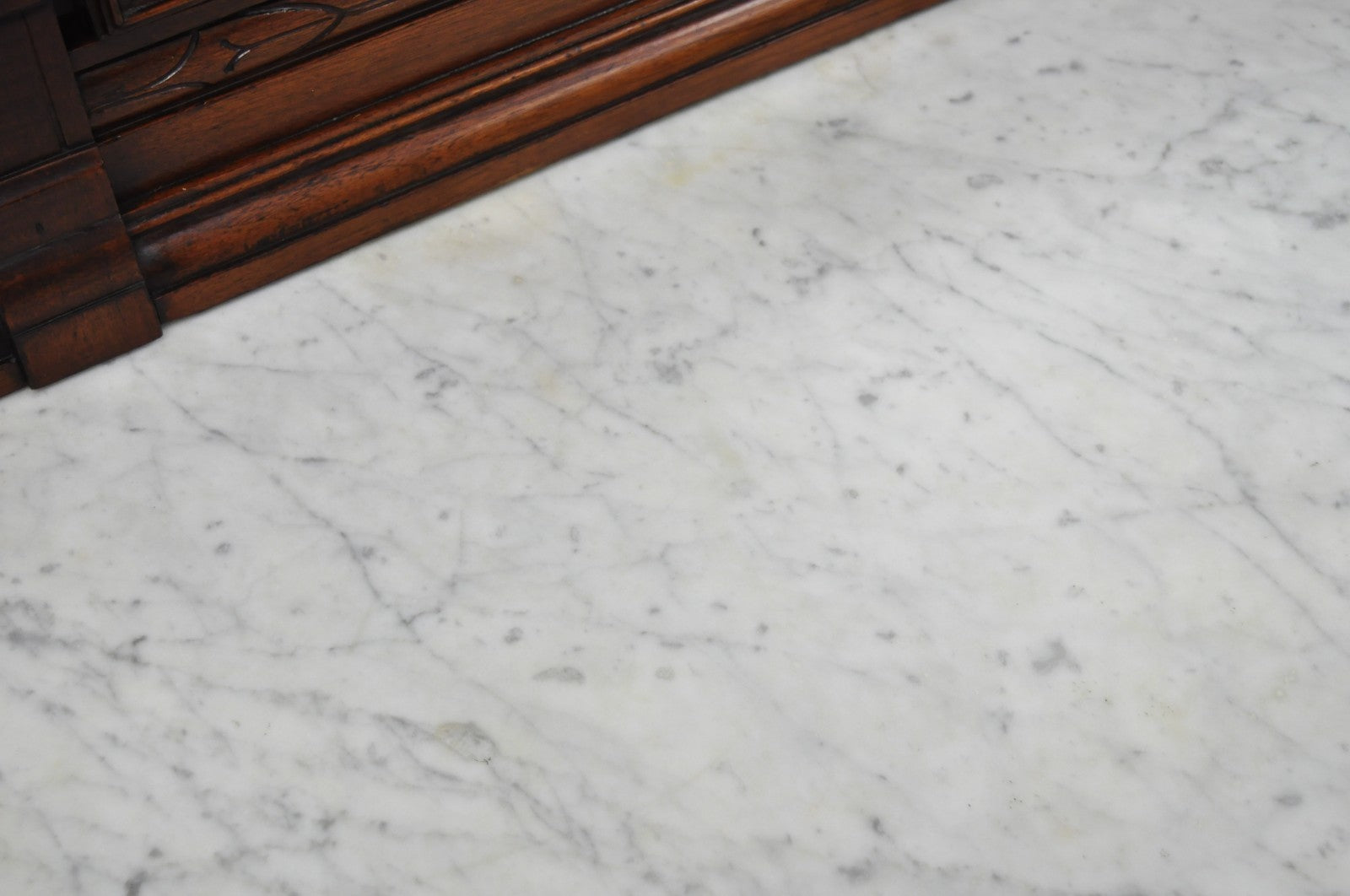 Antique Eastlake Victorian Carved Walnut Marble Top Washstand Dresser w/ Mirror