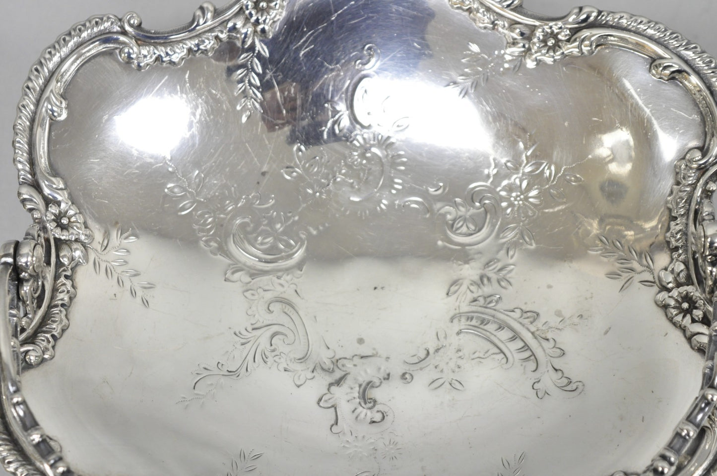 Antique Meriden Silver Plated Floral Repousse Pedestal Brides Wedding Basket