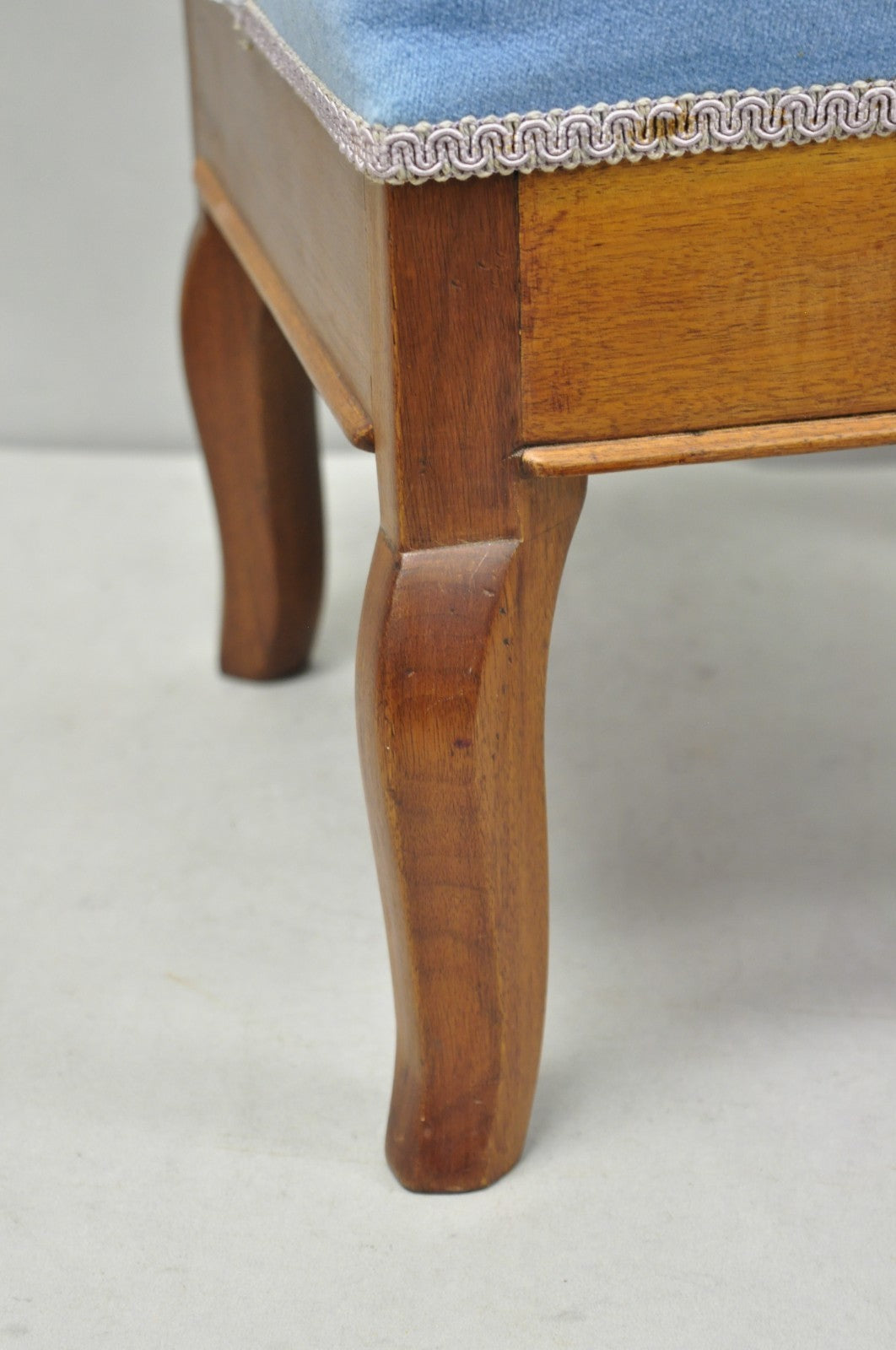 Antique Victorian Walnut Cabriole Leg Blue Tufted Footstool Ottoman Stool