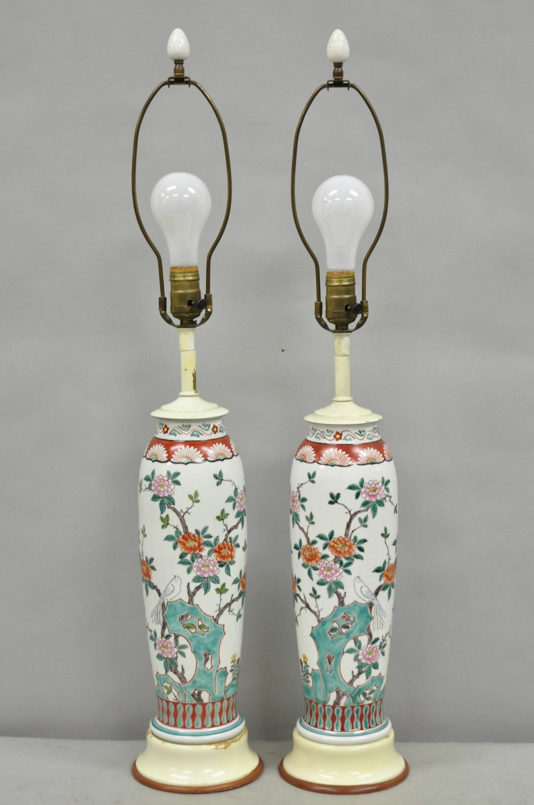 Vintage Chinoiserie Chinese Porcelain Jardinière Vase Flower Table Lamps - Pair