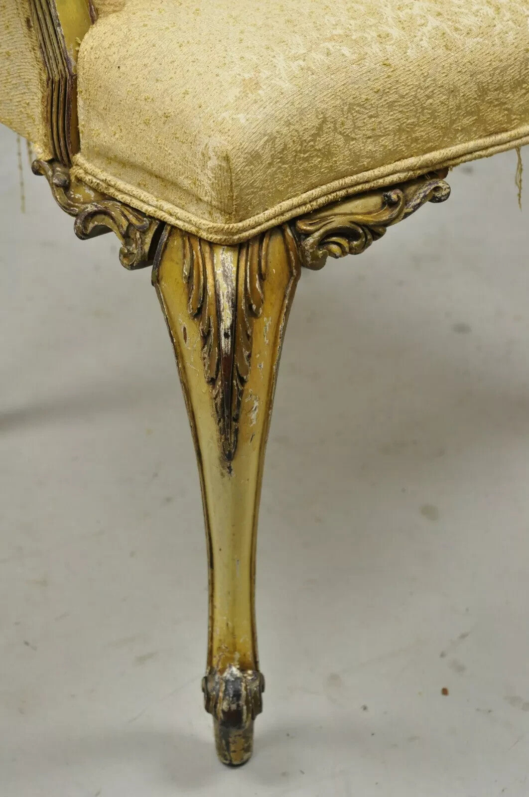 Antique French Louis XV Style Cream Painted Boudoir Vanity Accent Side Chair
