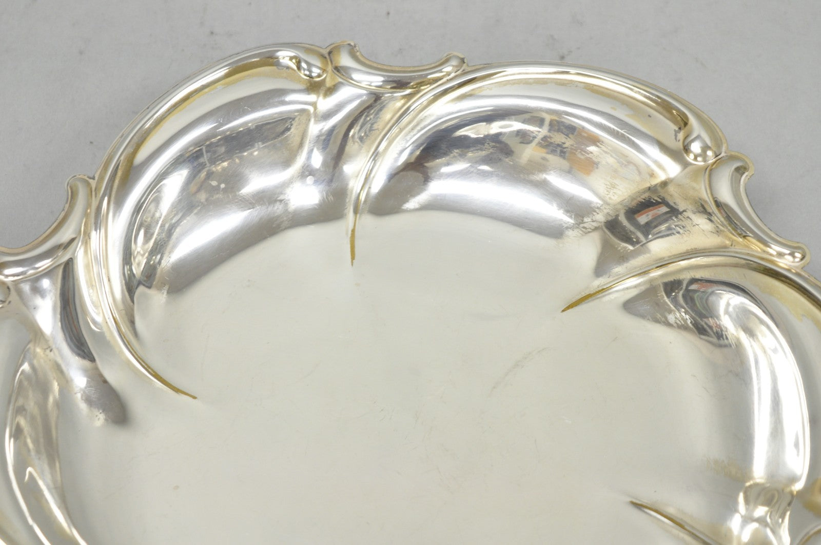 Vintage Caravelle Victorian Style Silver Plated Scalloped Serving Dish Bowl