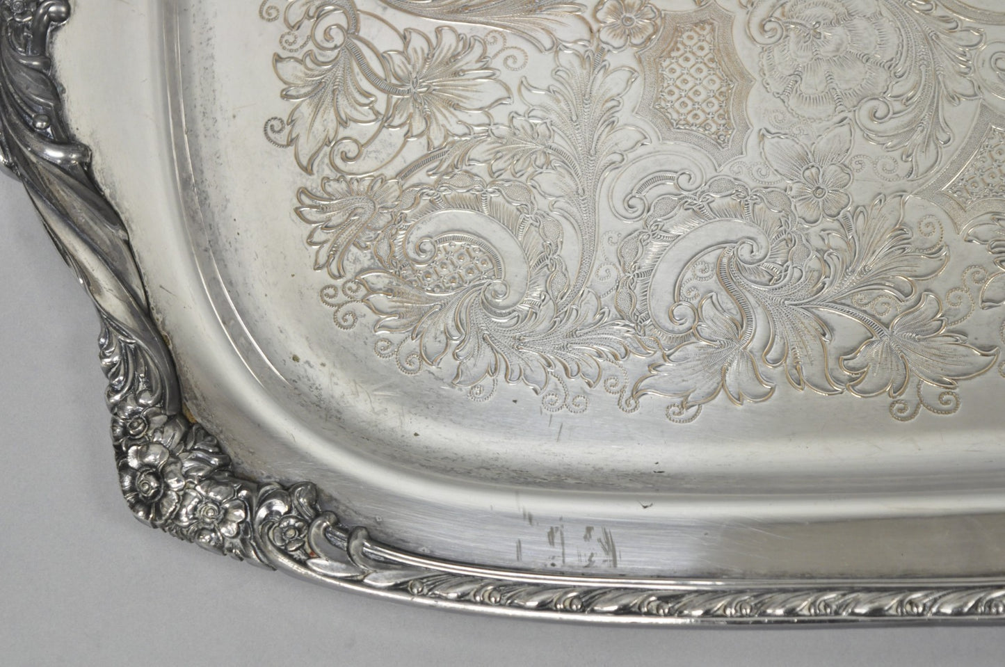 Vintage 1847 Rogers Bros Heritage 9492 Large Silver Plated Serving Platter Tray