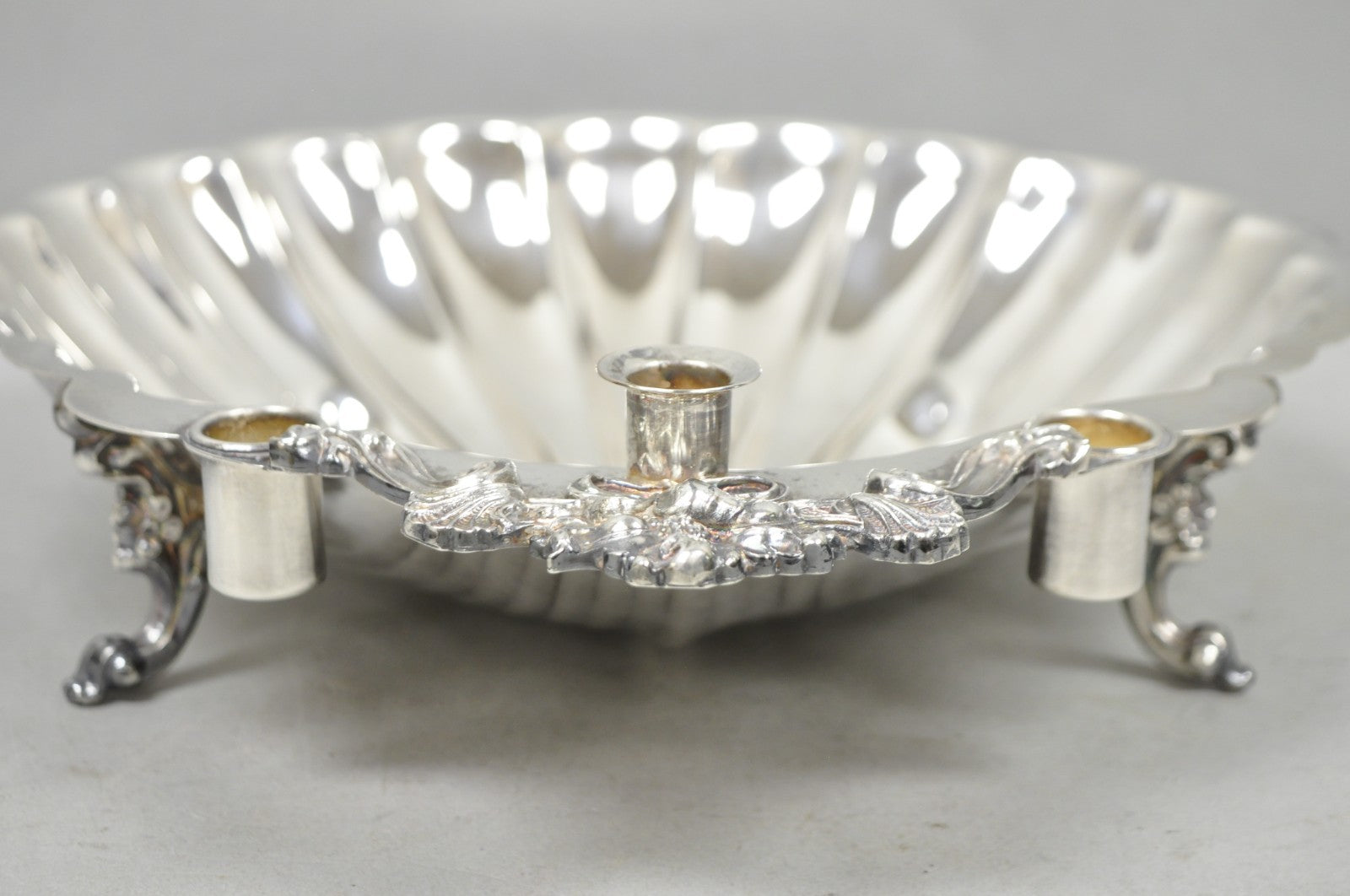Vintage Sheffield Silver Co. Clam Shell Silver Plated Footed Serving Dish