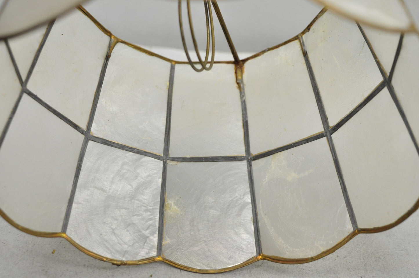 Vintage Italian Hollywood Regency Capiz Shell Gold 8.5" Round Clip On Lamp Shade