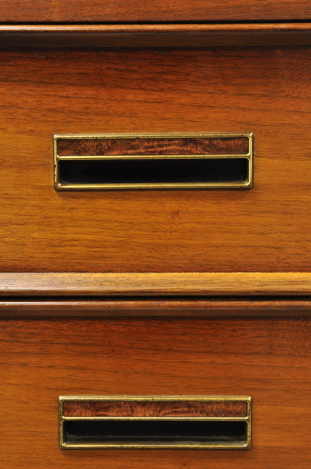 Vintage Drexel Mid Century Modern Walnut 5 Drawer Tall Chest Dresser Highboy
