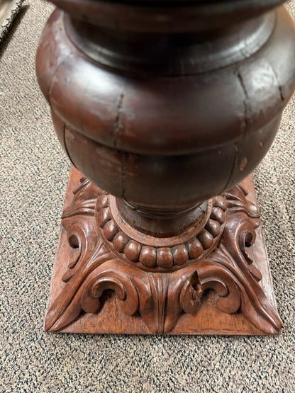 Antique American Empire Carved Mahogany Cannonball Paw Foot Pedestal Table Base