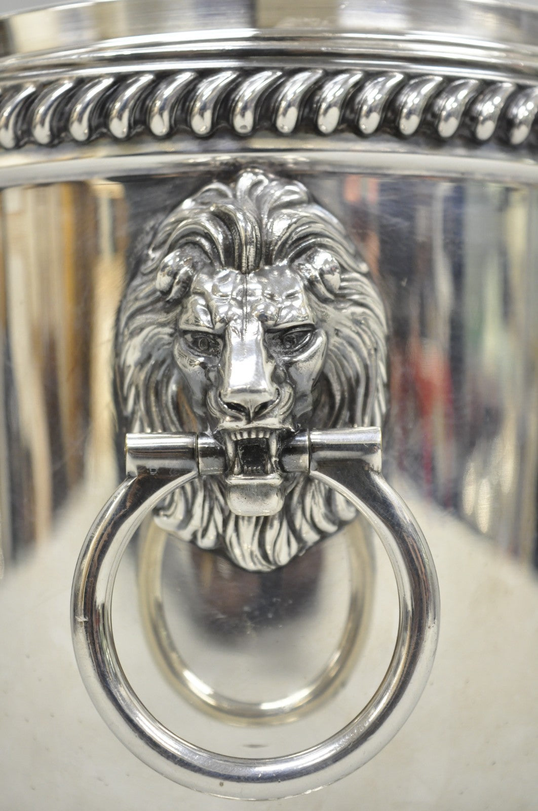 Antique English Regency Lion Head Silver Plated Covered Bar Ice Bucket