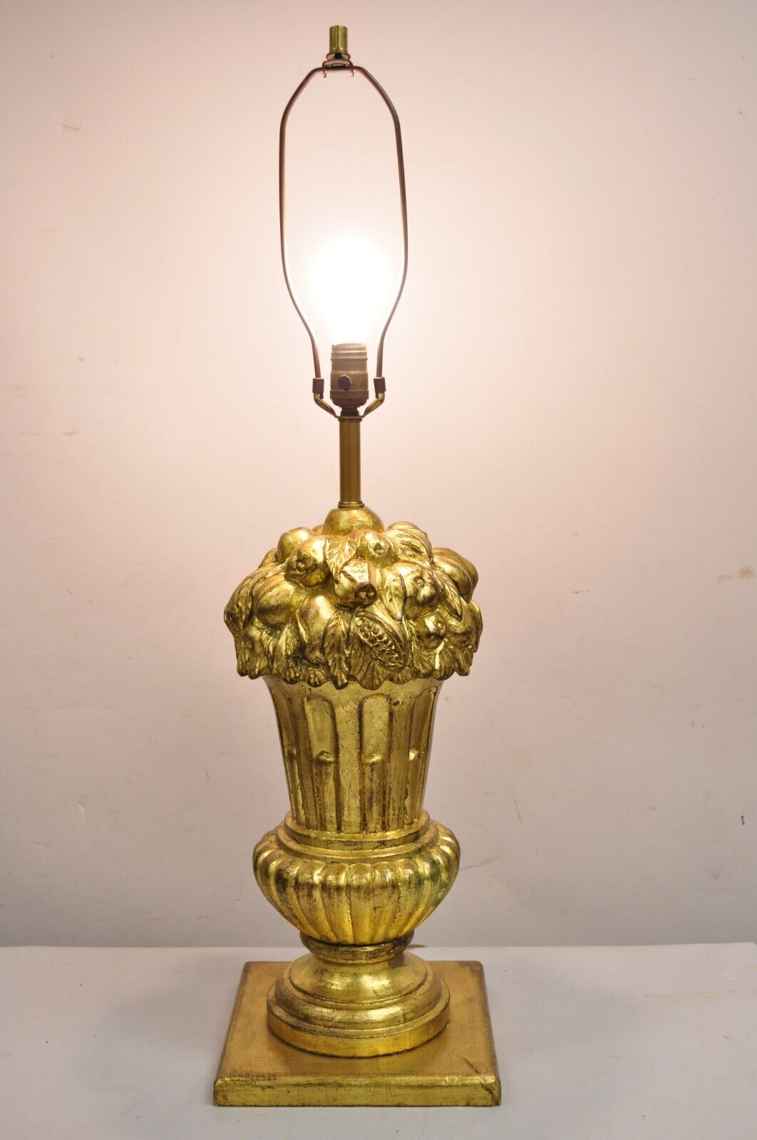 Vintage Italian Hollywood Regency Gold Gilt Ceramic Floral Bouquet Table Lamp