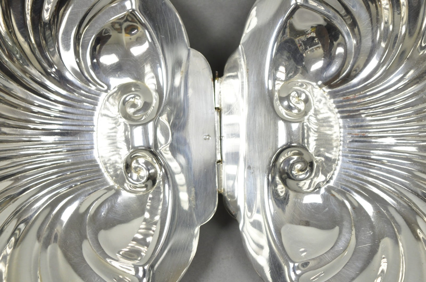 Antique English Regency Silver Plated Clam Shell Table Butler Serving Dish