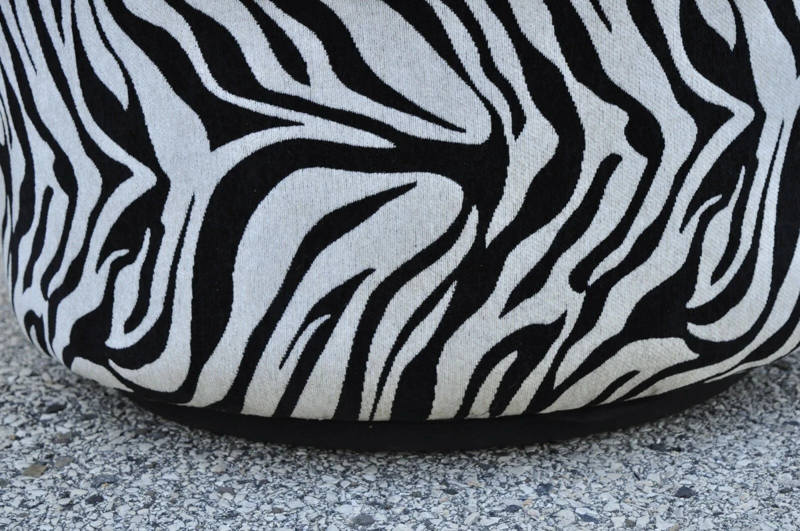 Contemporary Modern Zebra Print Upholstered Round Swivel Club Lounge Chair