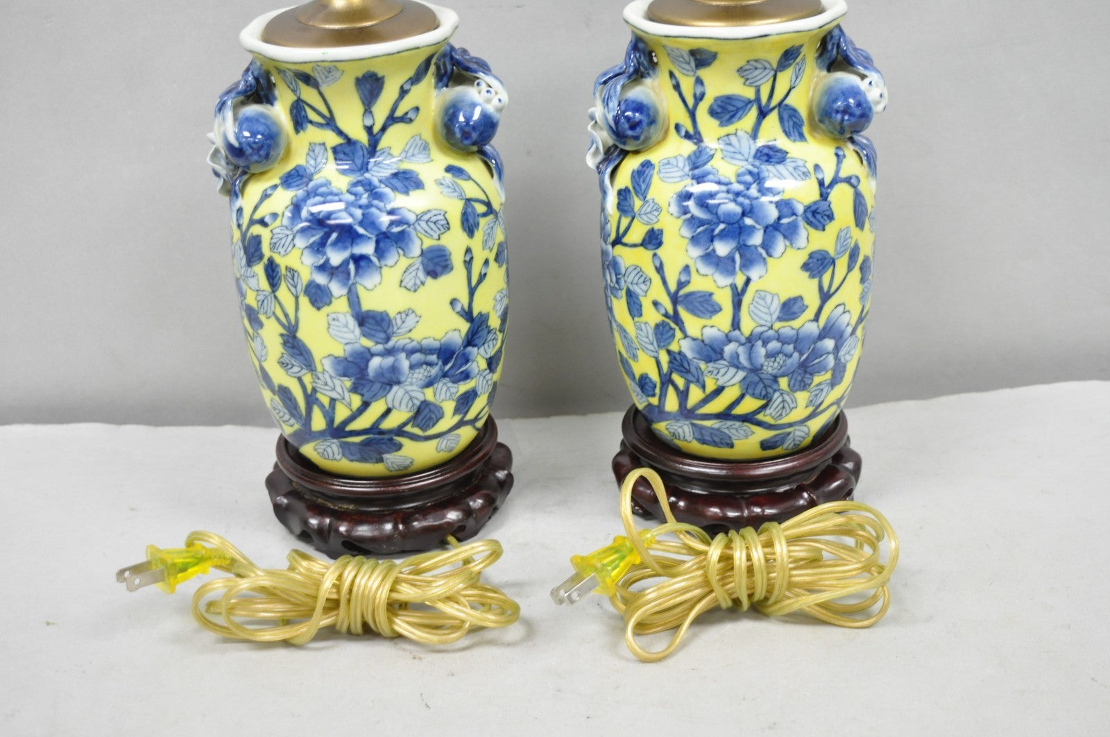 Vintage Chinoiserie Chinese Blue & Yellow Flower Small Porcelain Table Lamp Pair