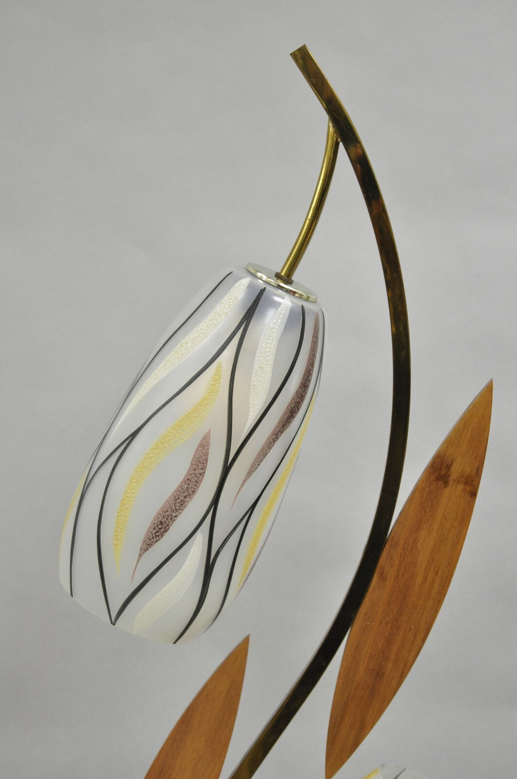 Vintage Mid Century Modern Glass Shade Walnut Tulip Leaf Tall Table Lamp