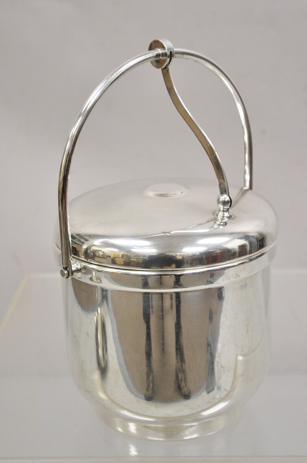 Mid Century Modern Sheffield Silver Vintage Silver Plated Hinged Lid Ice Bucket